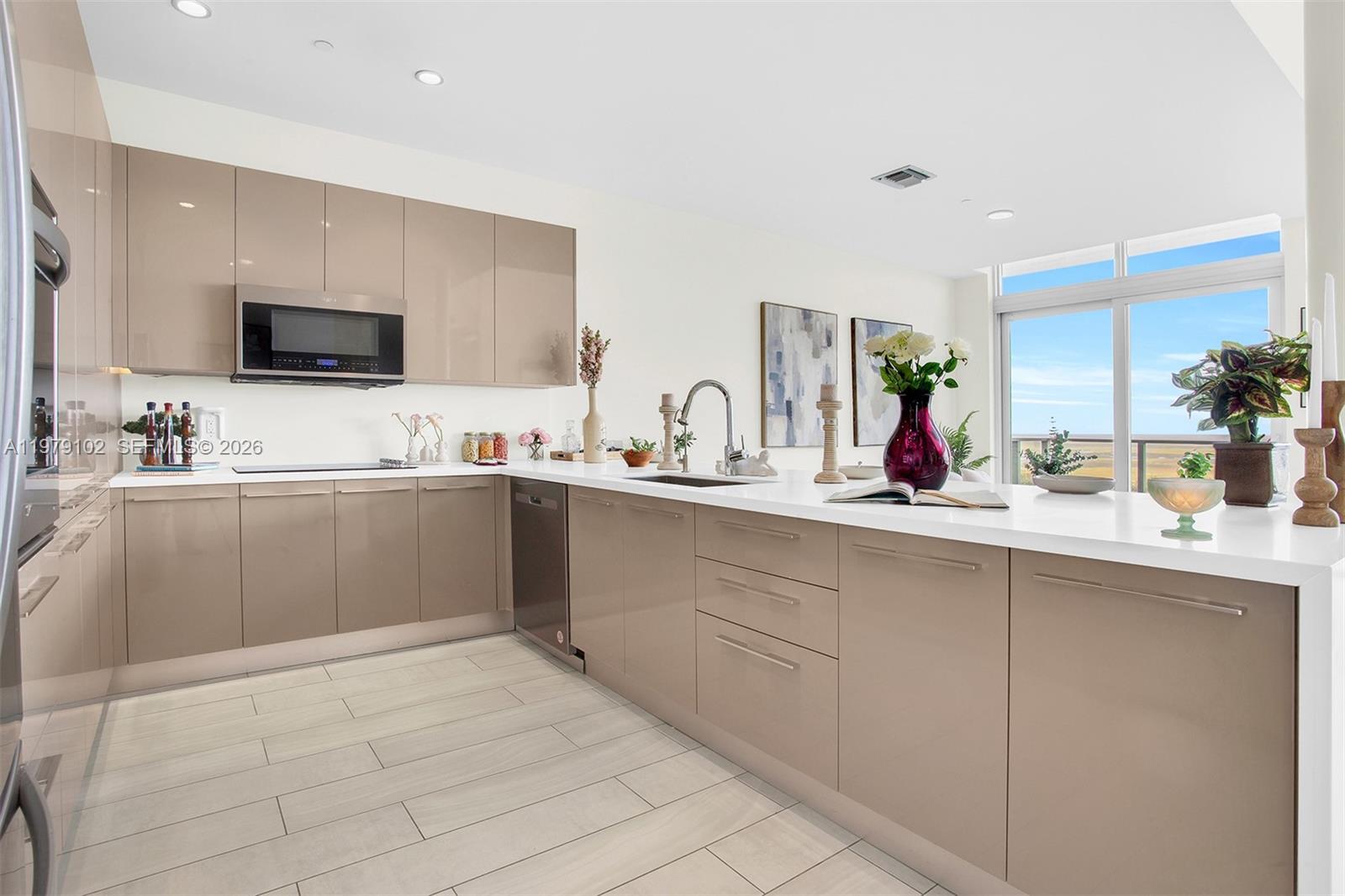2000 Metropica Way, Unit PH02 Sunrise, FL 33323 - Photo 17 of 82