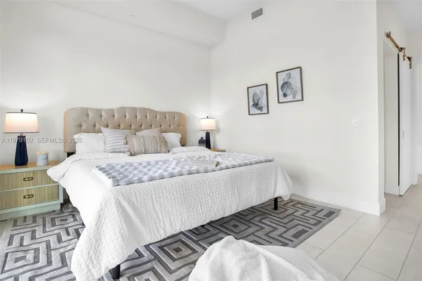 $1,350,000 | 2000 Metropica Way, Unit PH02, Sunrise, FL 33323