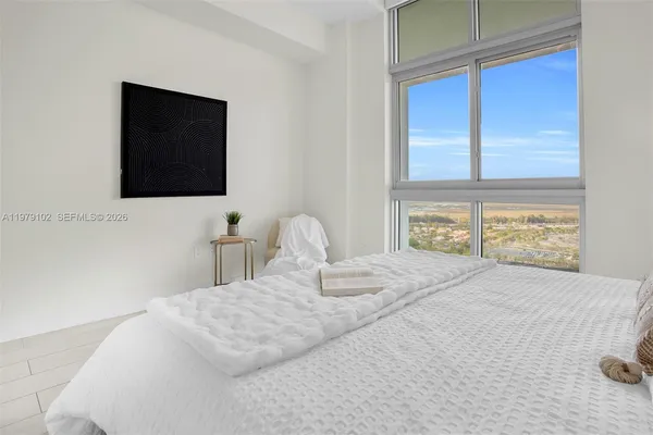 $1,350,000 | 2000 Metropica Way, Unit PH02, Sunrise, FL 33323