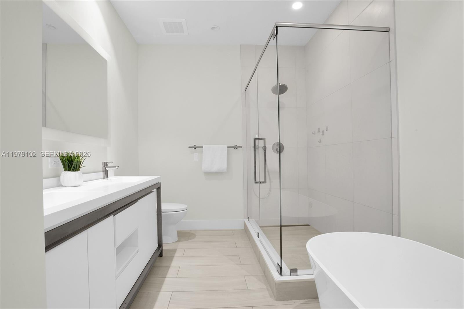 2000 Metropica Way, Unit PH02 Sunrise, FL 33323 - Photo 51 of 82