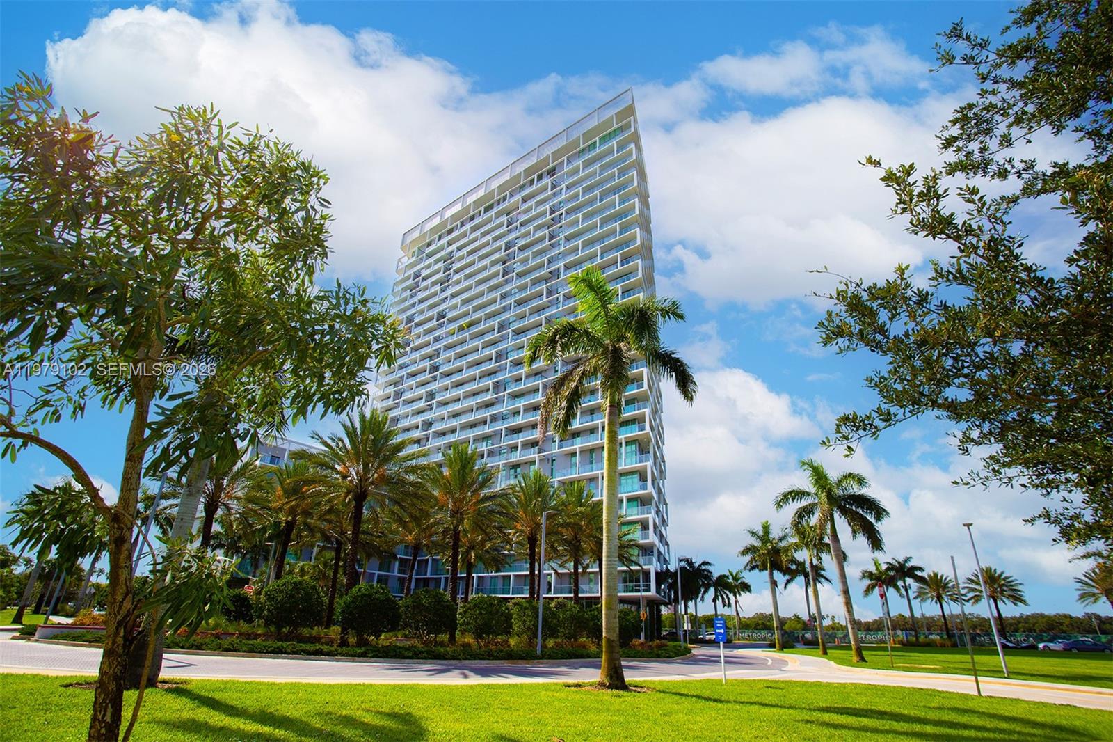 2000 Metropica Way, Unit PH02 Sunrise, FL 33323 - Photo 61 of 82
