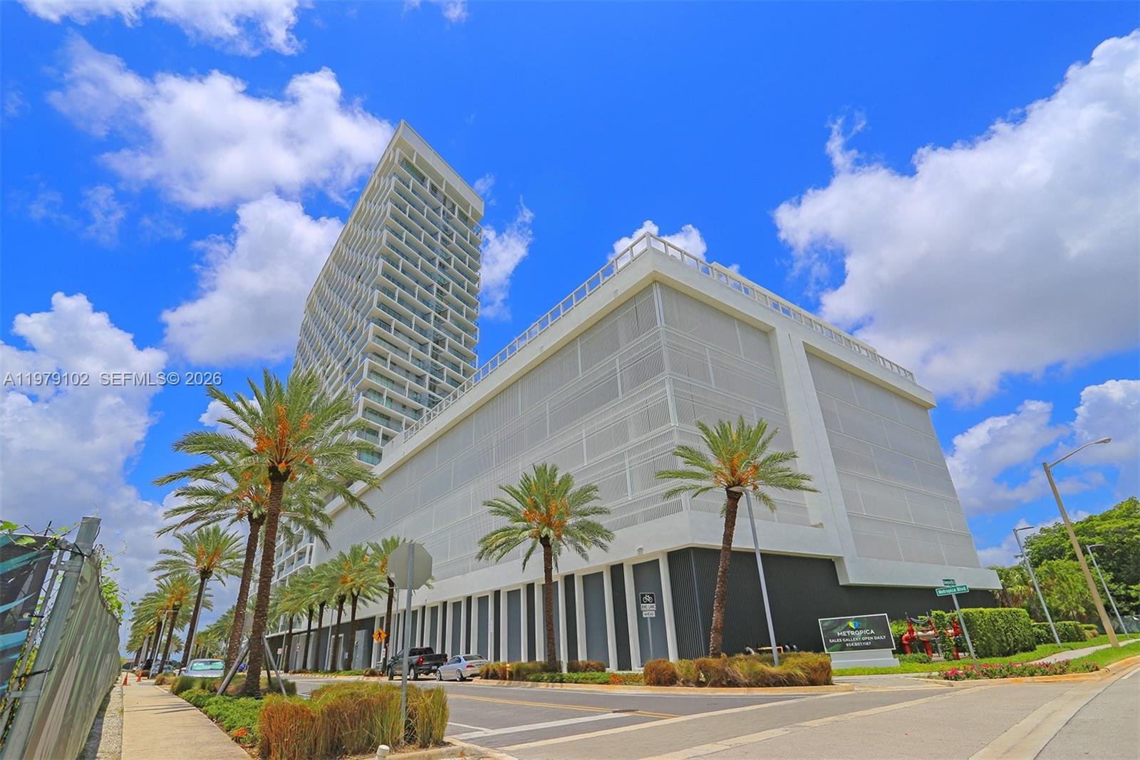 2000 Metropica Way, Unit PH02 Sunrise, FL 33323 - Photo 62 of 82