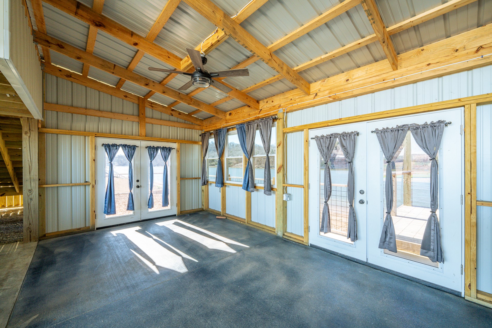 2217 Hardin Bottom River Road Clifton, TN 38425 - Photo 31 of 66 a view of an empty room