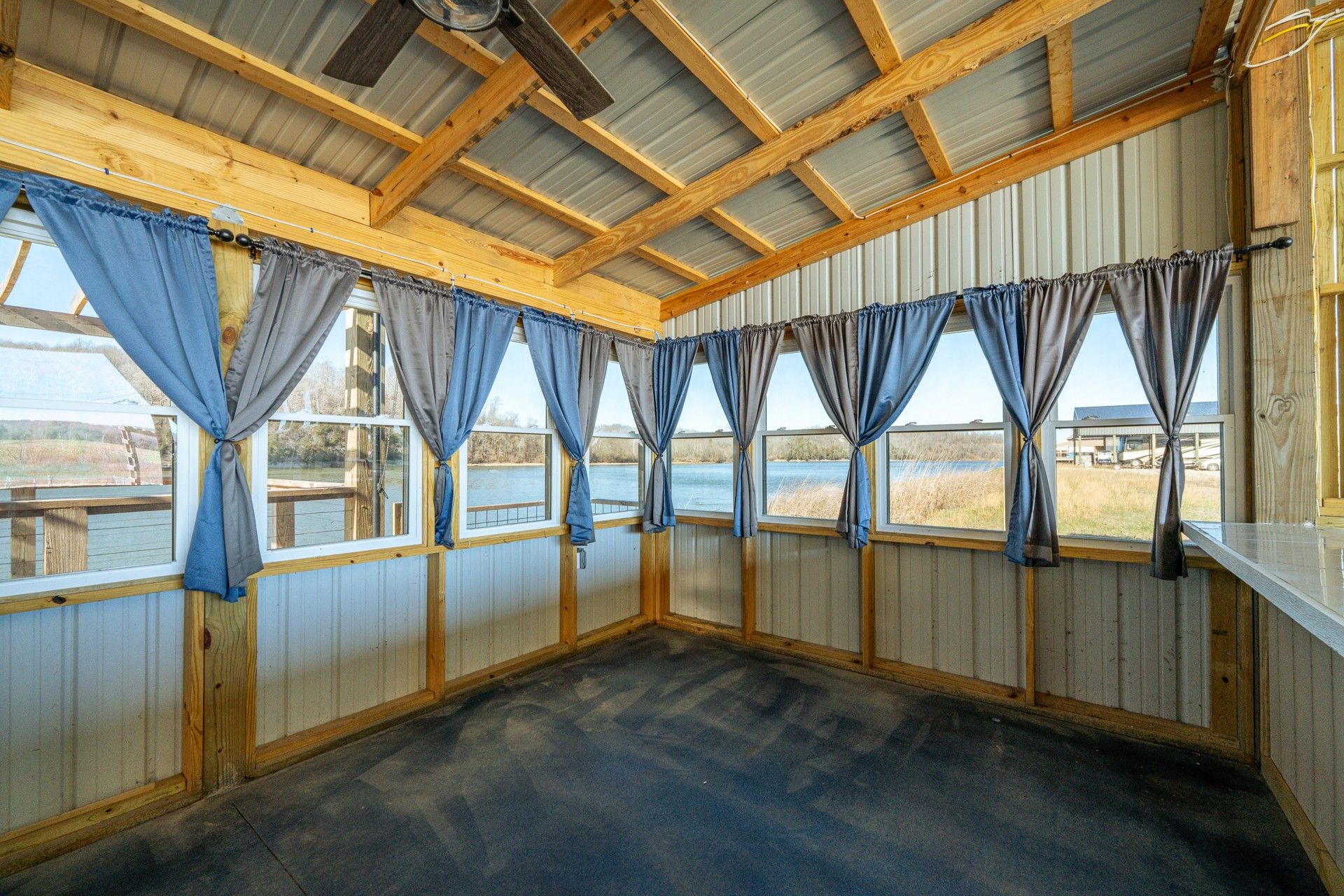 2217 Hardin Bottom River Road Clifton, TN 38425 - Photo 33 of 66 a view of an outdoor space