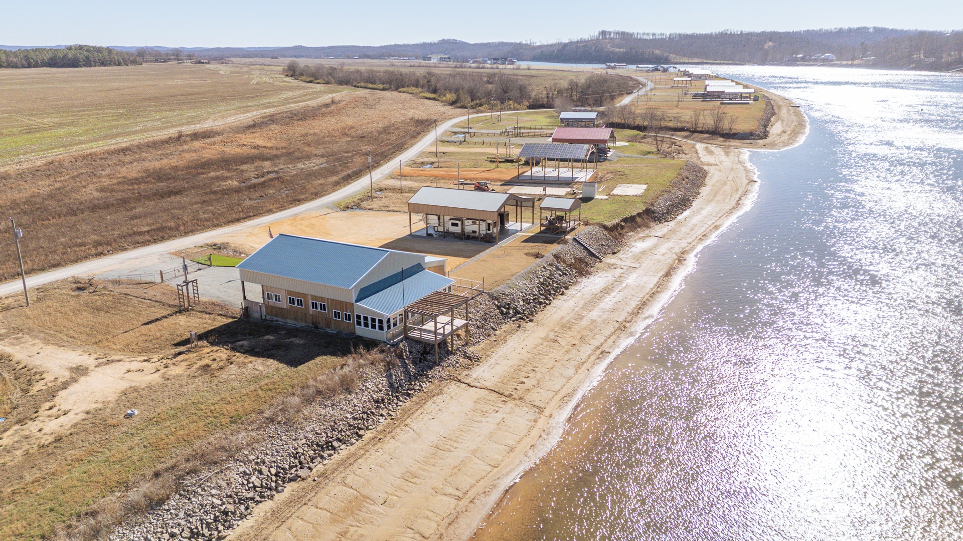 2217 Hardin Bottom River Road Clifton, TN 38425 - Photo 54 of 66