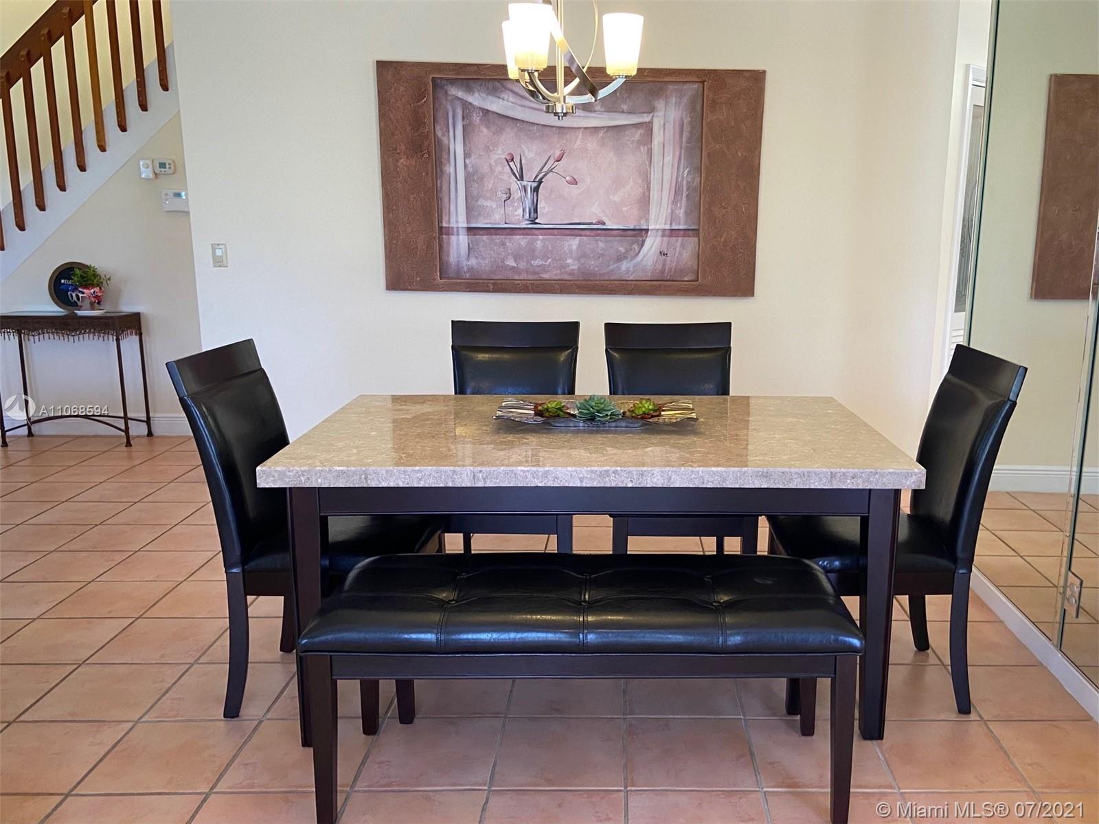 567 Racquet Club Road, Unit 19 Weston, FL 33326 - Photo 14 of 33