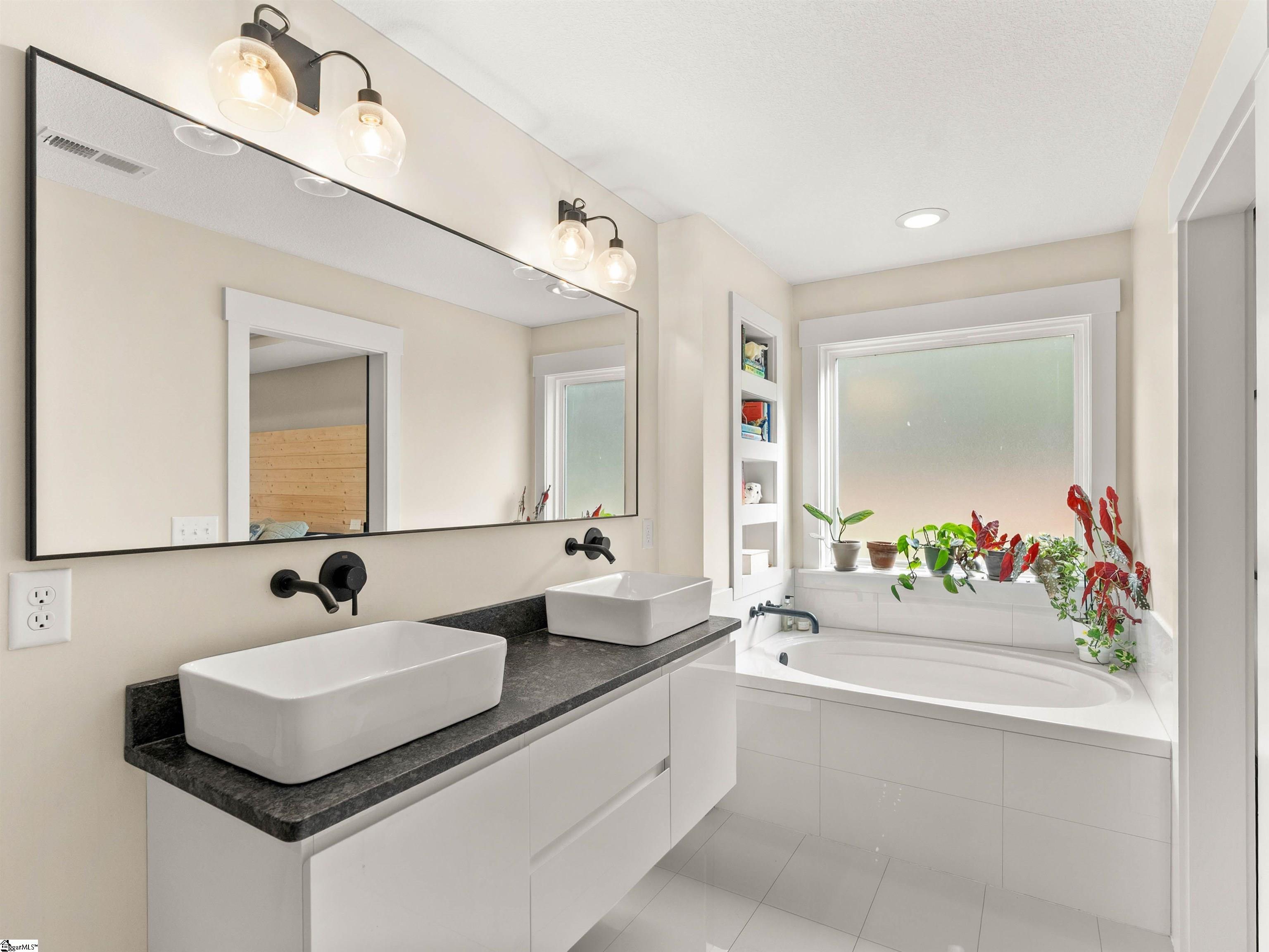 142 Belue Mill Road Landrum, SC 29356 - Photo 19 of 42