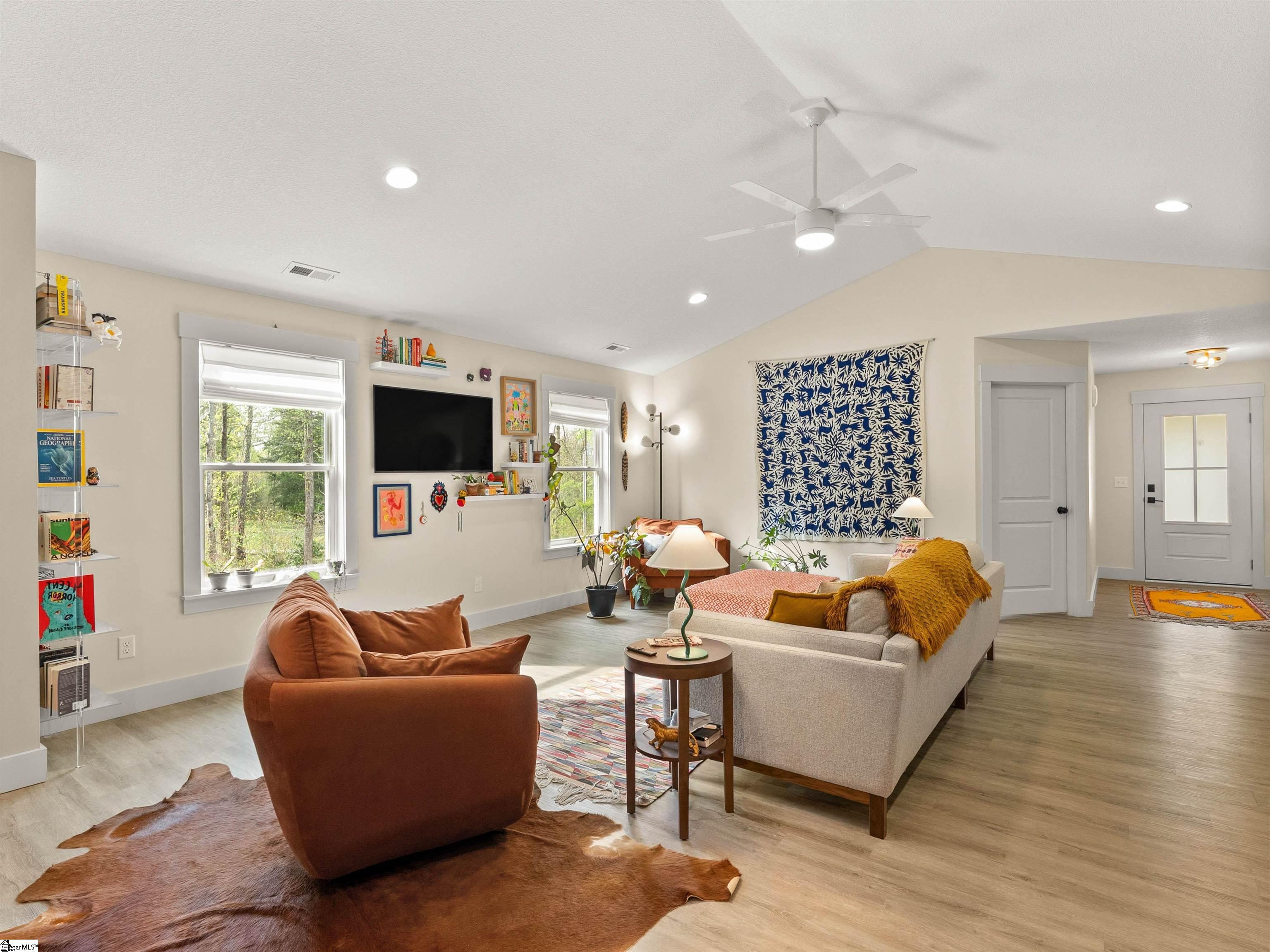 142 Belue Mill Road Landrum, SC 29356 - Photo 8 of 42