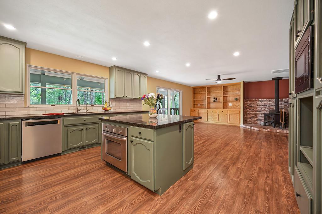 12528 Rattlesnake Road Grass Valley, CA 95945 - Photo 7 of 49