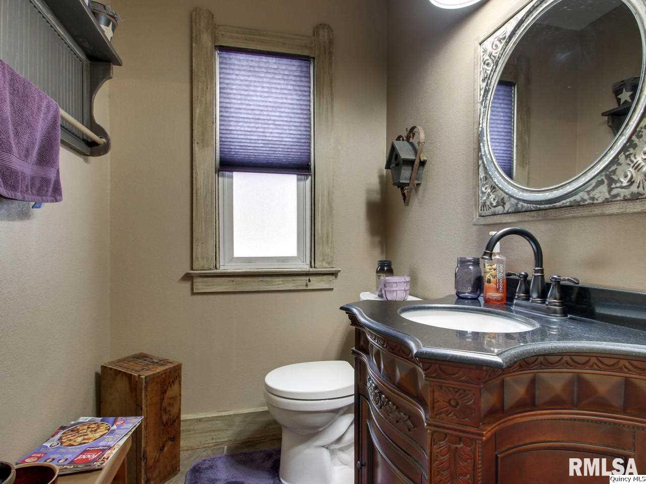 1532 Spring Street Quincy, IL 62301 - Photo 13 of 26