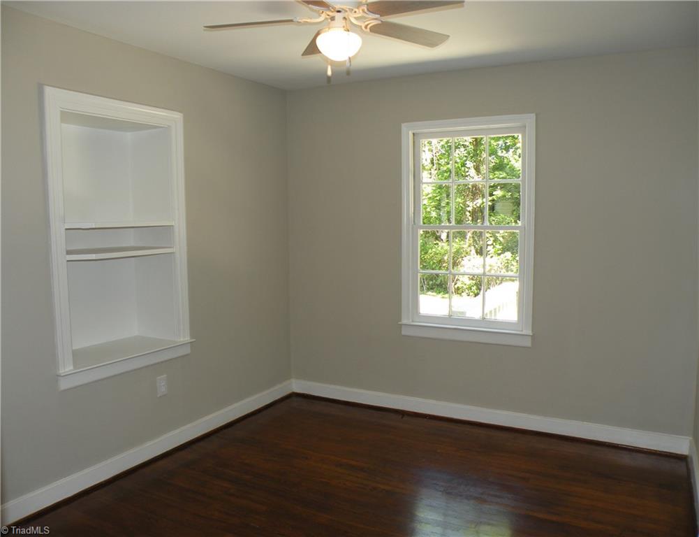 4723 Kirk Road Winston-Salem, NC 27103 - Photo 15 of 22 Second Bedroom - Built-in shelf