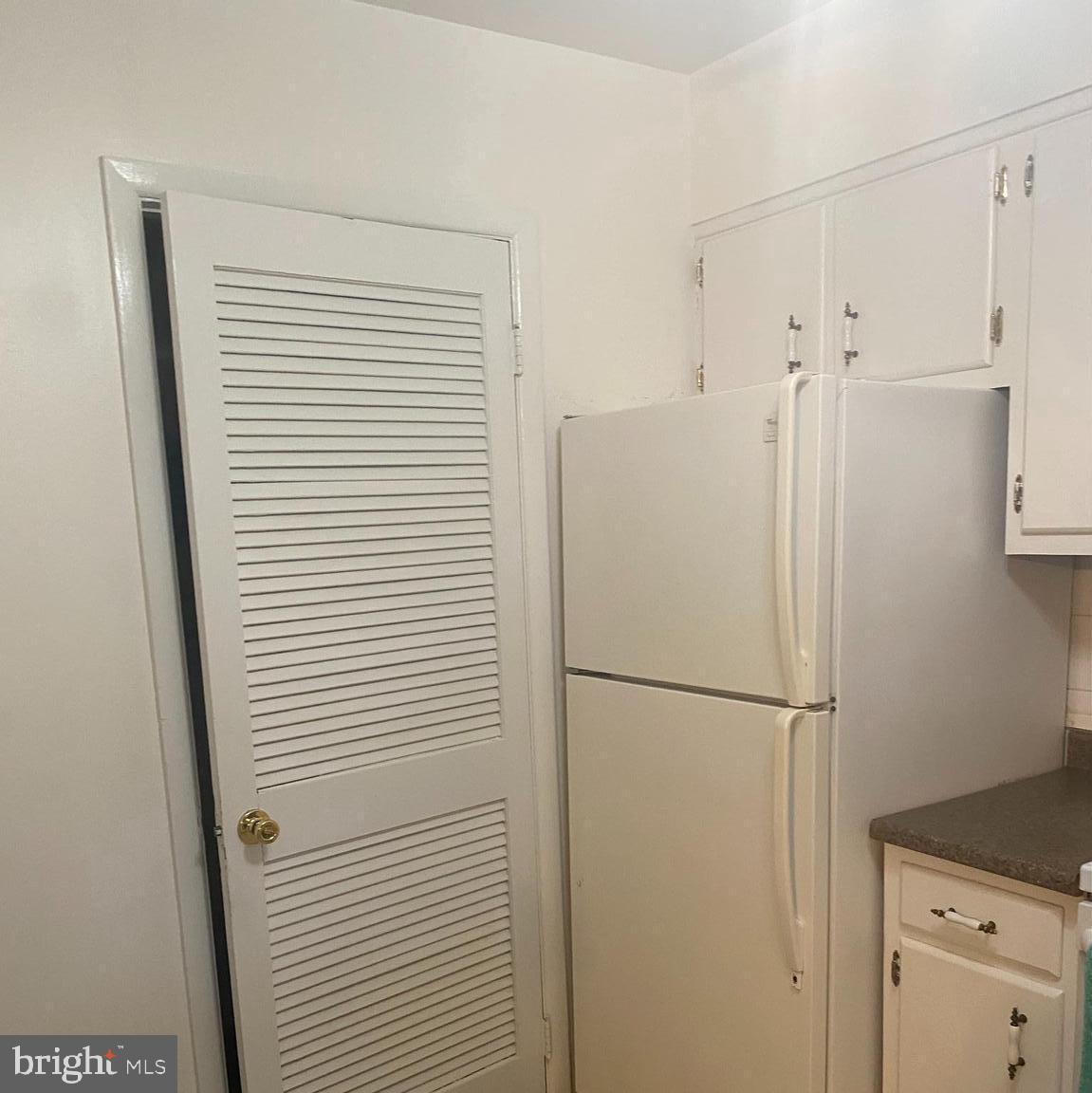 1030 Warwick Court Sterling, VA 20164 - Photo 4 of 15