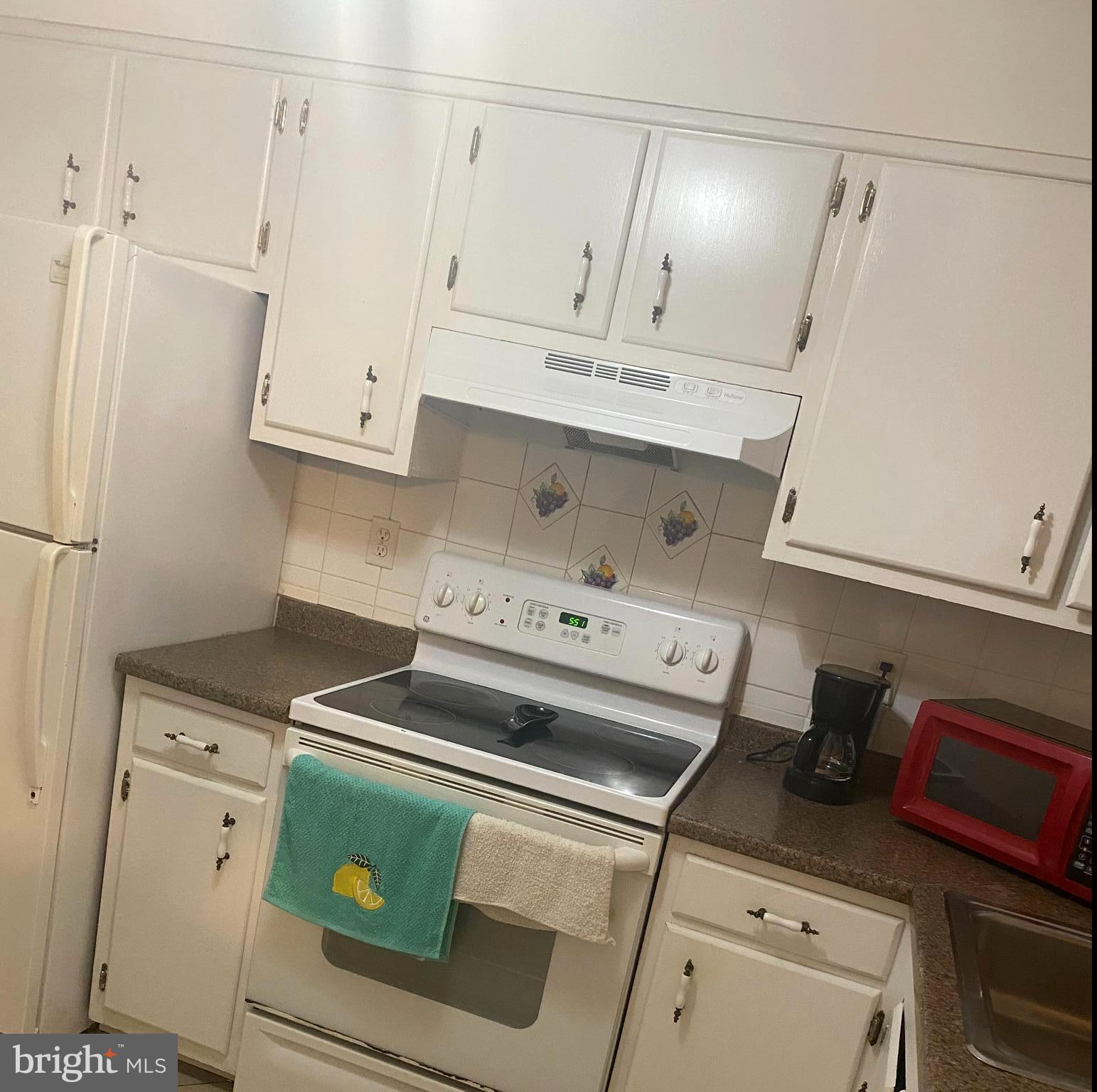 1030 Warwick Court Sterling, VA 20164 - Photo 5 of 15