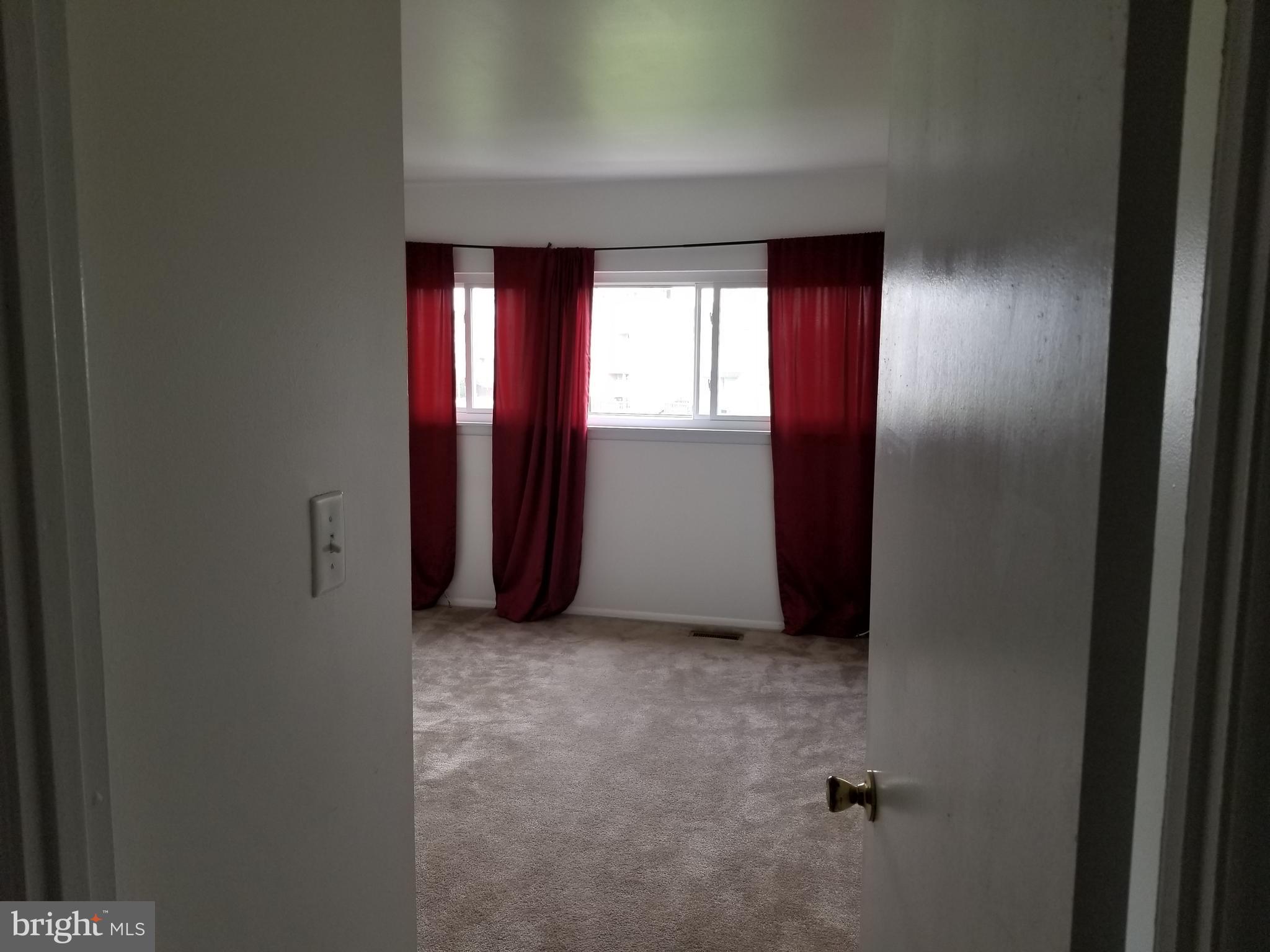 1030 Warwick Court Sterling, VA 20164 - Photo 9 of 15