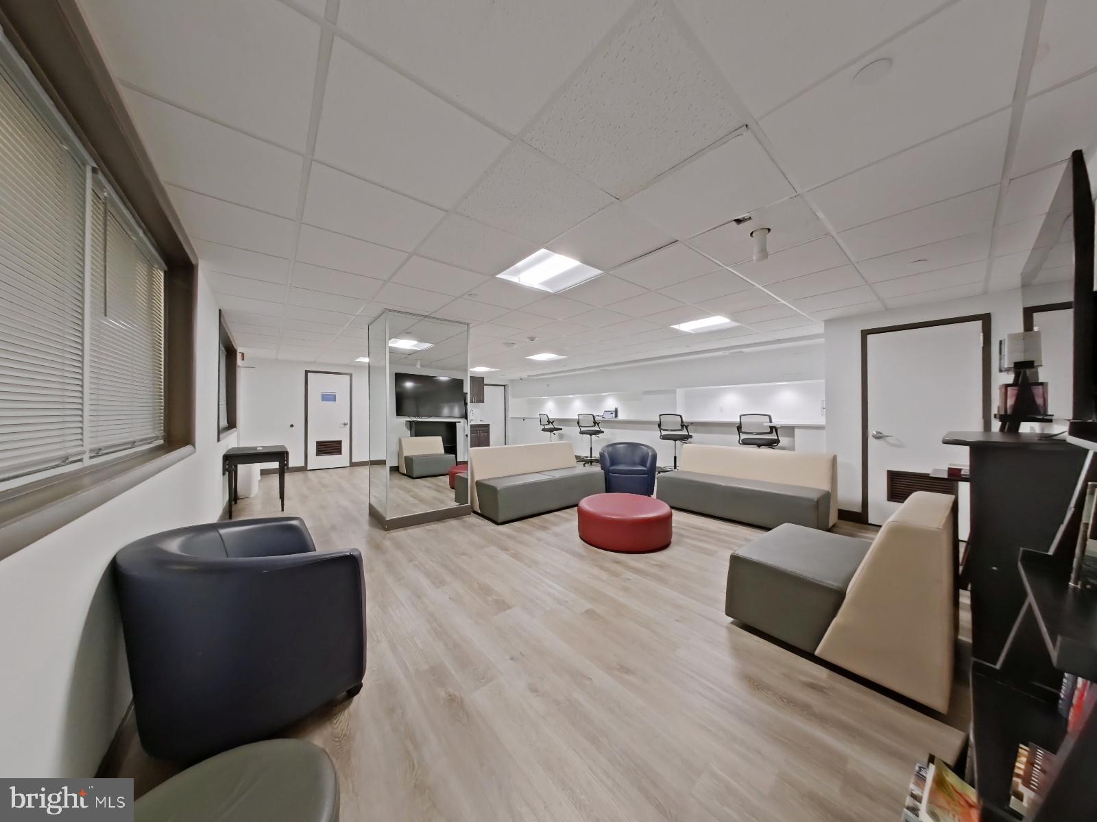 2101 Chestnut Street, Unit 1011 Philadelphia, PA 19103 - Photo 15 of 23 In-House Office Space