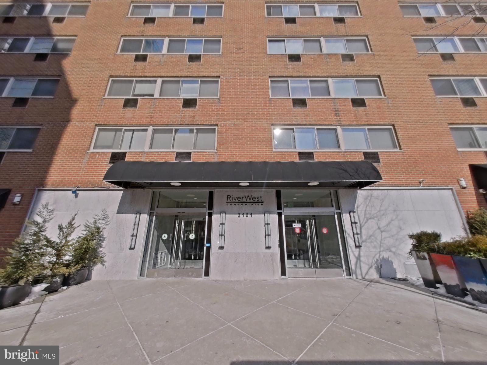 2101 Chestnut Street, Unit 1011 Philadelphia, PA 19103 - Photo 23 of 23 Front Exterior