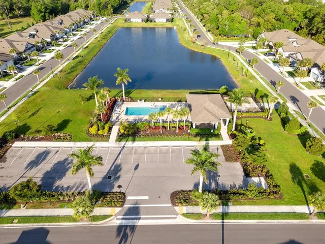 $350,000 | 5998 Amberly Drive, Bradenton, FL 34208