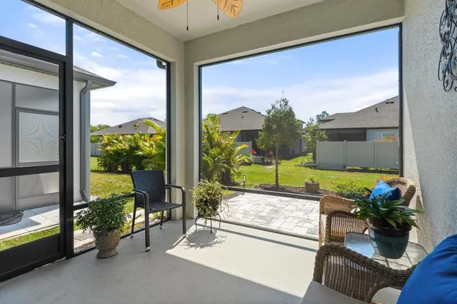 $350,000 | 5998 Amberly Drive, Bradenton, FL 34208