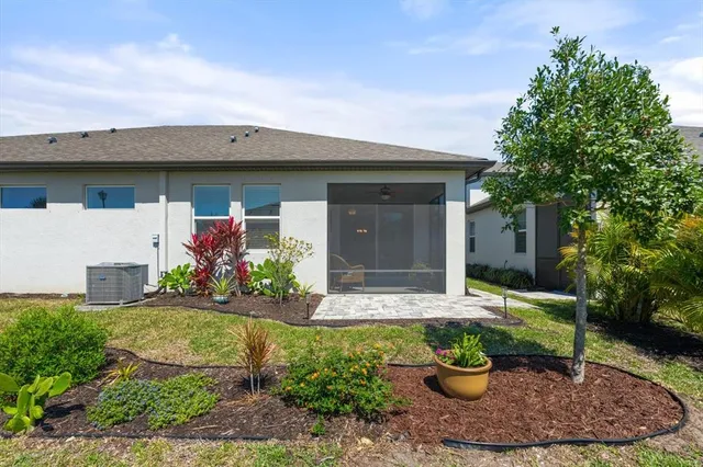 $350,000 | 5998 Amberly Drive, Bradenton, FL 34208