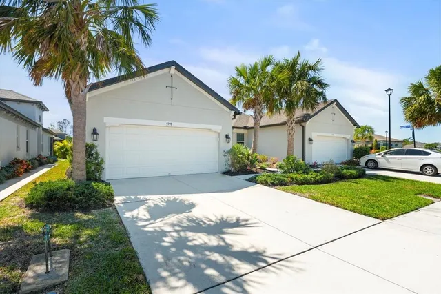$350,000 | 5998 Amberly Drive, Bradenton, FL 34208