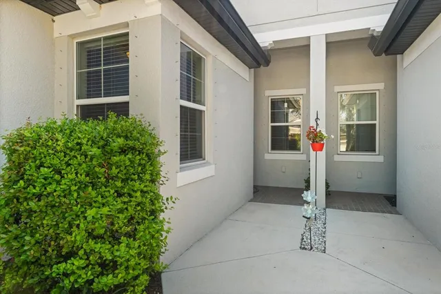 $350,000 | 5998 Amberly Drive, Bradenton, FL 34208