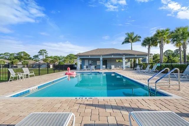 $350,000 | 5998 Amberly Drive, Bradenton, FL 34208