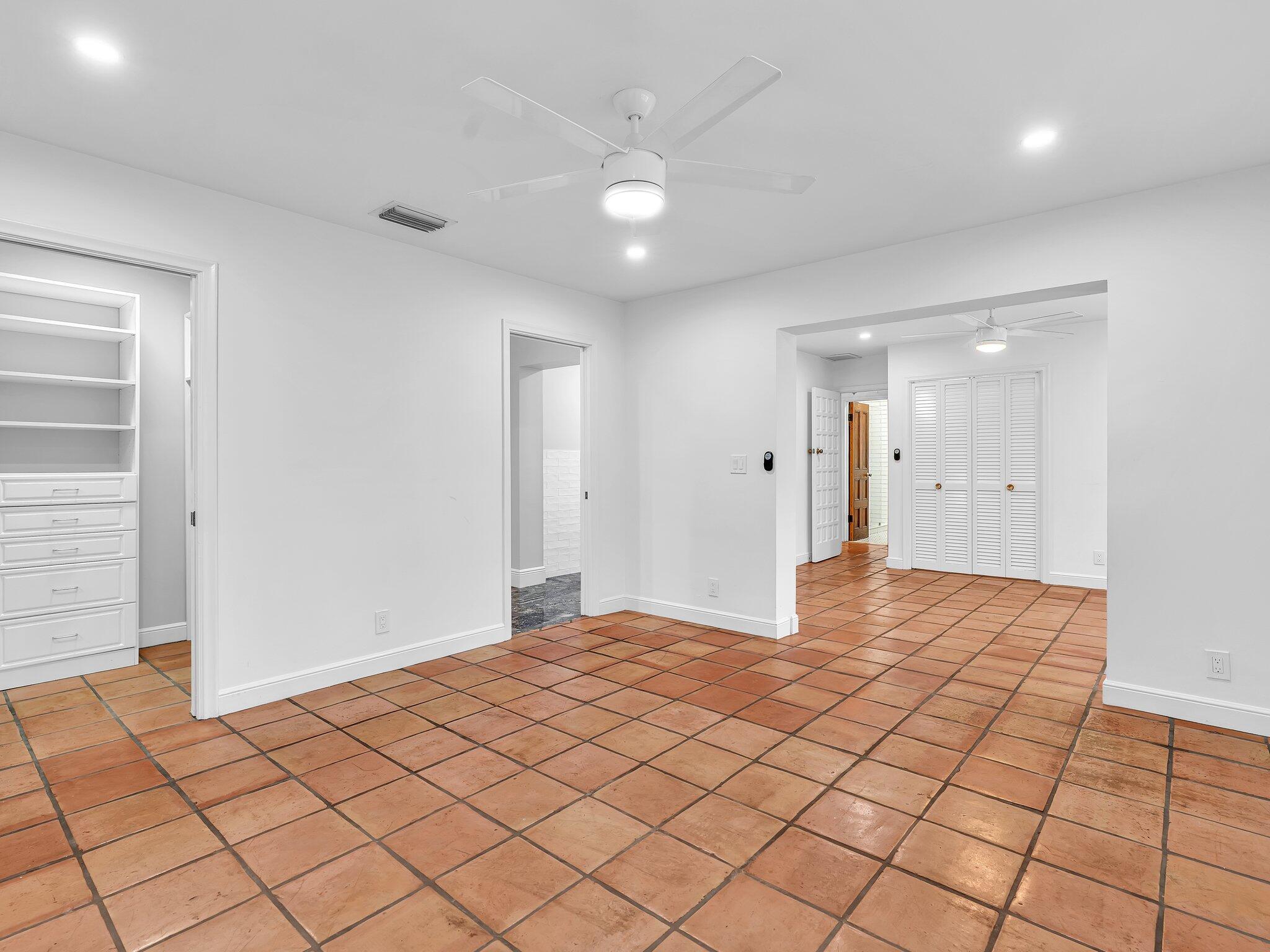 898 Azalea Street Boca Raton, FL 33486 - Photo 24 of 54 Convertible Bed 4