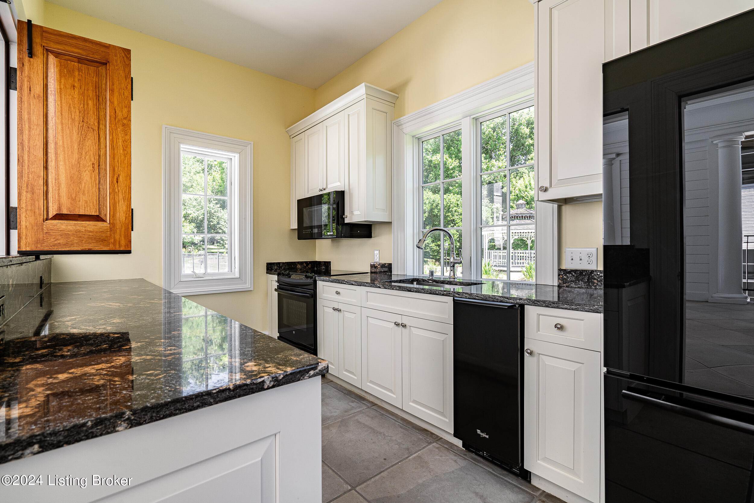 12809 North Osage Road Anchorage, KY 40223 - Photo 105 of 135 12809 Osage Rd-34