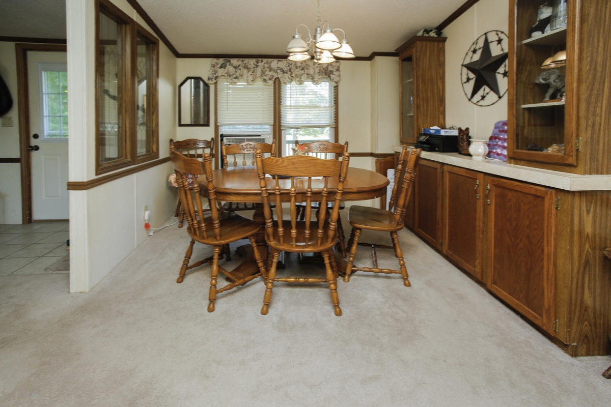 851 Hamilton Road Battle Creek, MI 49017 - Photo 11 of 26 851 hamilton rd-111