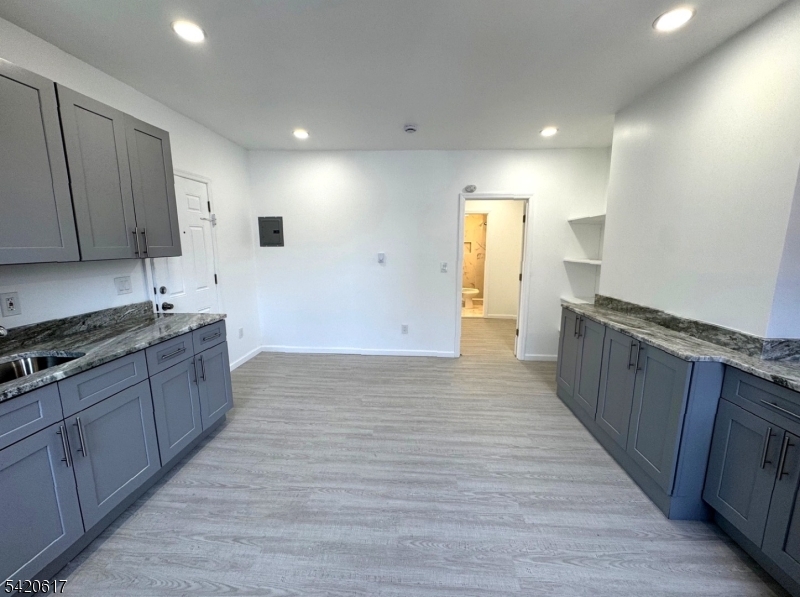 76 Market Street, Unit 1 Paterson, NJ 07505 - Photo 4 of 8