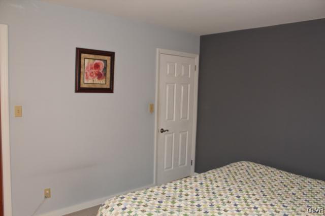 3178 Shakespeare Road Bethlehem, PA 18017 - Photo 15 of 34 Gallery Image 15