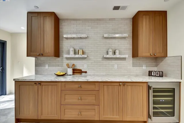 $1,875,000 | 148-148 Auburn Street, San Rafael, CA 94901