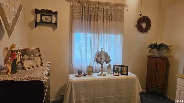 $89,900 | 1155 South Main Street, Canton, IL 61520