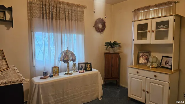 $89,900 | 1155 South Main Street, Canton, IL 61520