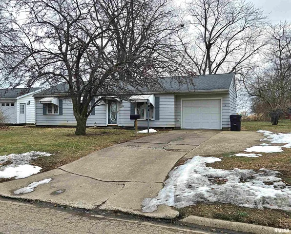$89,900 | 1155 South Main Street, Canton, IL 61520