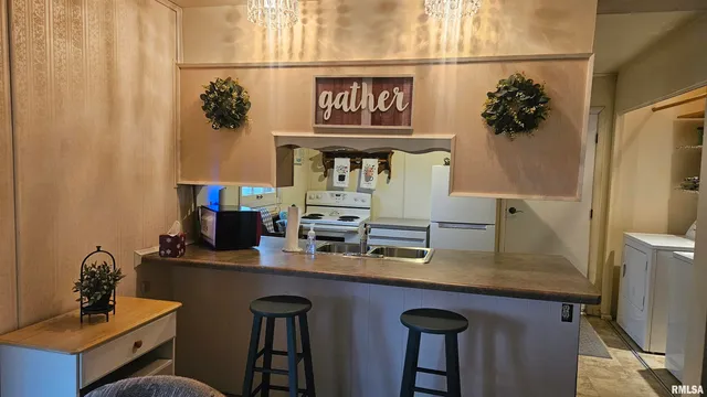 $89,900 | 1155 South Main Street, Canton, IL 61520