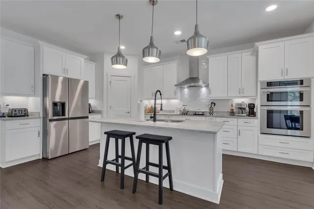 $620,000 | 147 Wolf Crk Cove, LaGrange, GA 30240