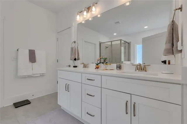 $620,000 | 147 Wolf Crk Cove, LaGrange, GA 30240