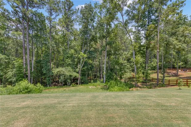 $620,000 | 147 Wolf Crk Cove, LaGrange, GA 30240