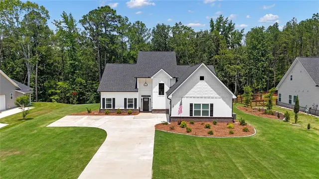 $620,000 | 147 Wolf Crk Cove, LaGrange, GA 30240