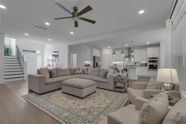 $620,000 | 147 Wolf Crk Cove, LaGrange, GA 30240