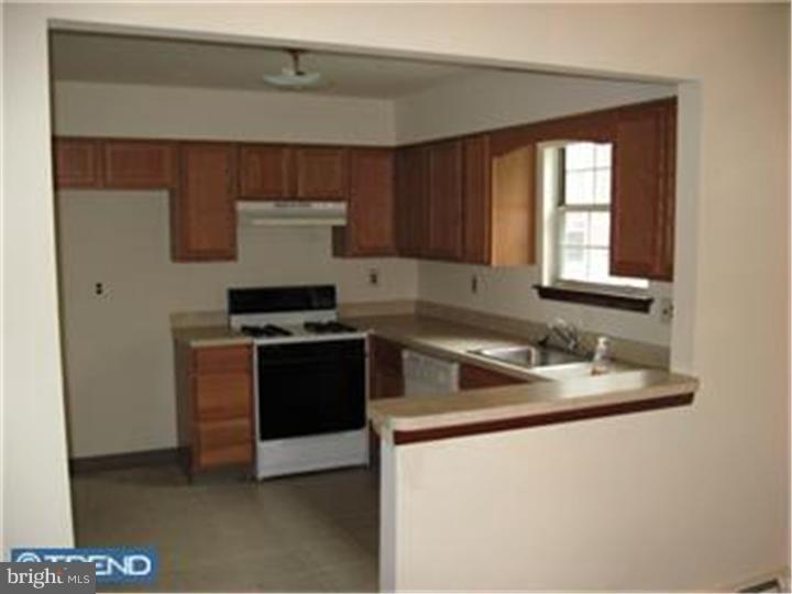 1020 Lamb Road Secane, PA 19018 - Photo 6 of 10