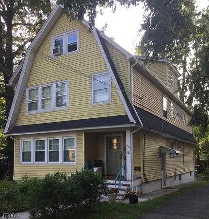 $1,425 | 410 Valley Road, Unit 3, Montclair, NJ 07043