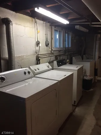 $1,425 | 410 Valley Road, Unit 3, Montclair, NJ 07043