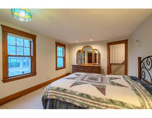 38 Virginia Road Waltham, MA 02453 - Photo 26 of 40