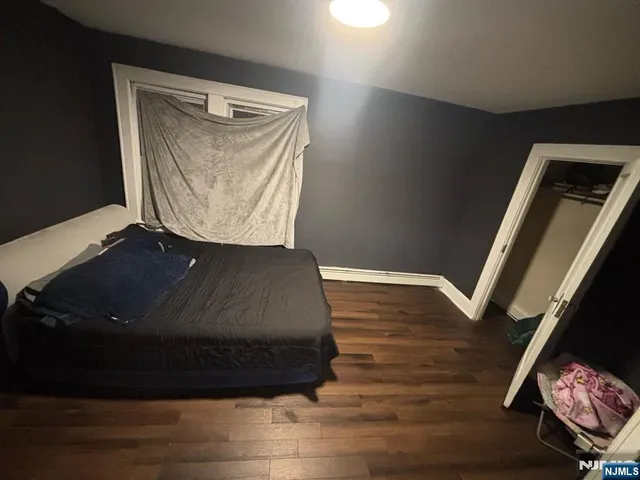 a view of a workspace with furniture