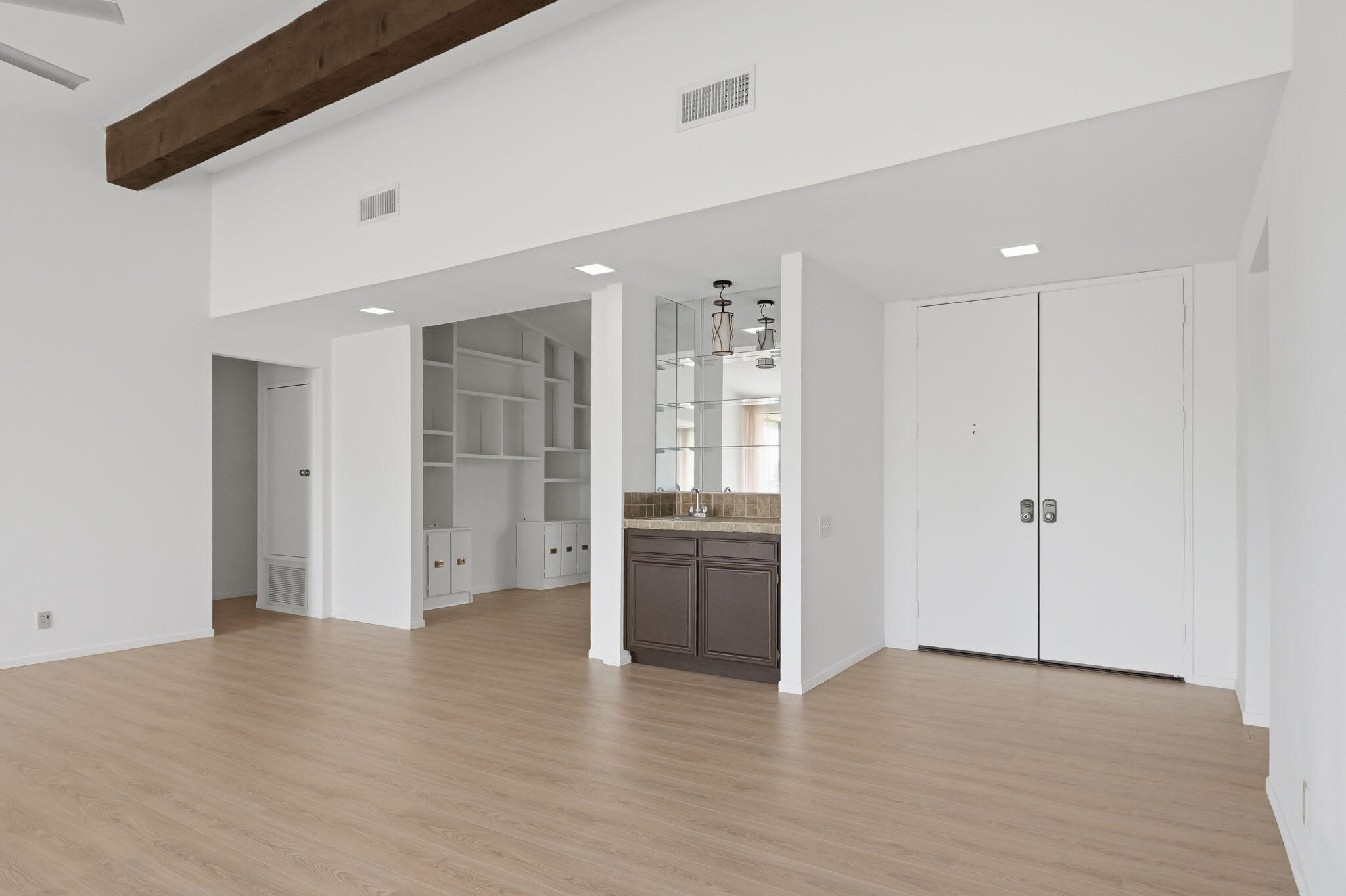 72460 Rodeo Way Rancho Mirage, CA 92270 - Photo 14 of 31 13-web-or-mls-P1189275 Jordan Hernandez