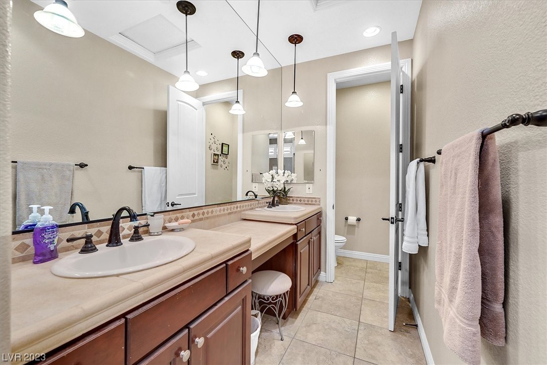 1083 Casa Palermo Circle Henderson, NV 89011 - Photo 17 of 34