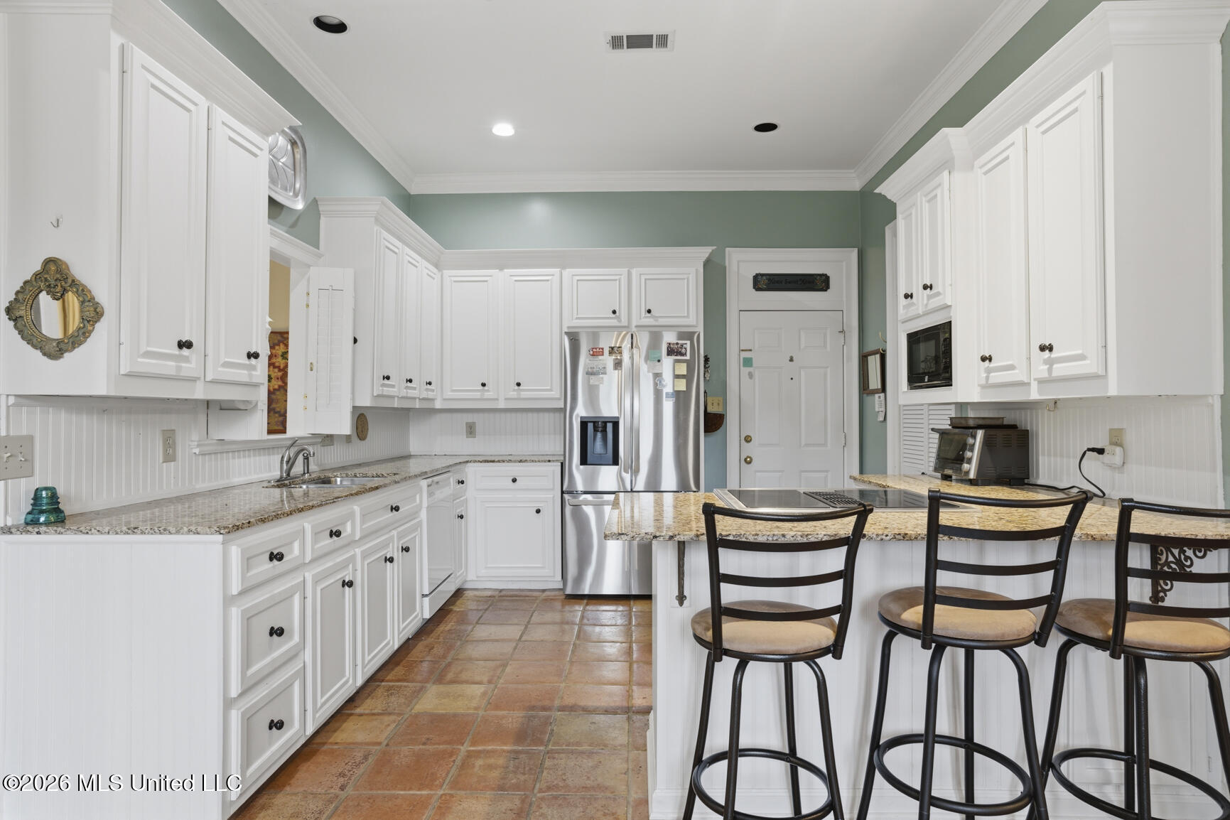 1641 Acadia Court Jackson, MS 39211 - Photo 13 of 28 Granite Countertops