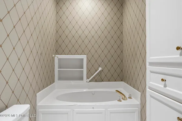 $375,000 | 1641 Acadia Court, Jackson, MS 39211